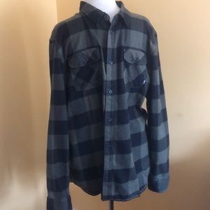 Vans green/black flannel button up lg classic fit